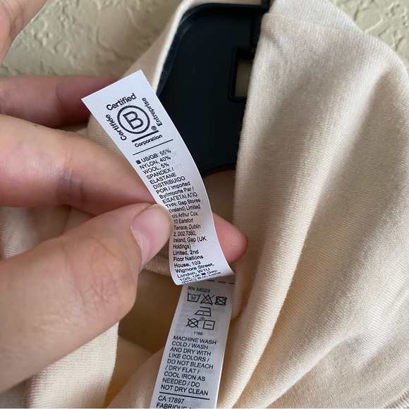 Athleta Foresthill Ascent Turtle Neck Long Sleeve Shell - Picture 5 of 5